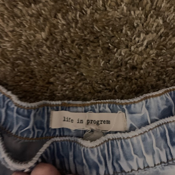 Life in progress cover up shorts - Picture 2 of 2